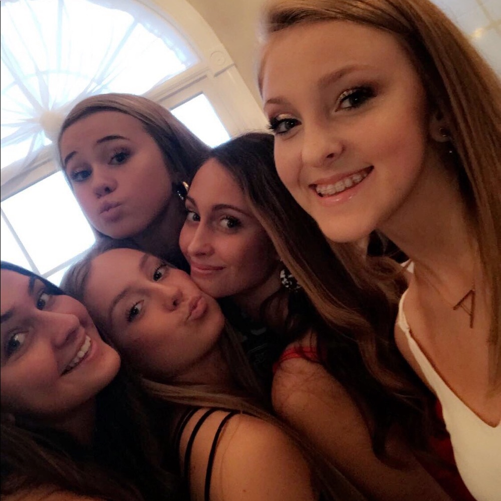 Meet your Posher, Anna